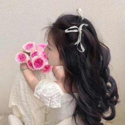 蓝色嘴巴的脸 海报